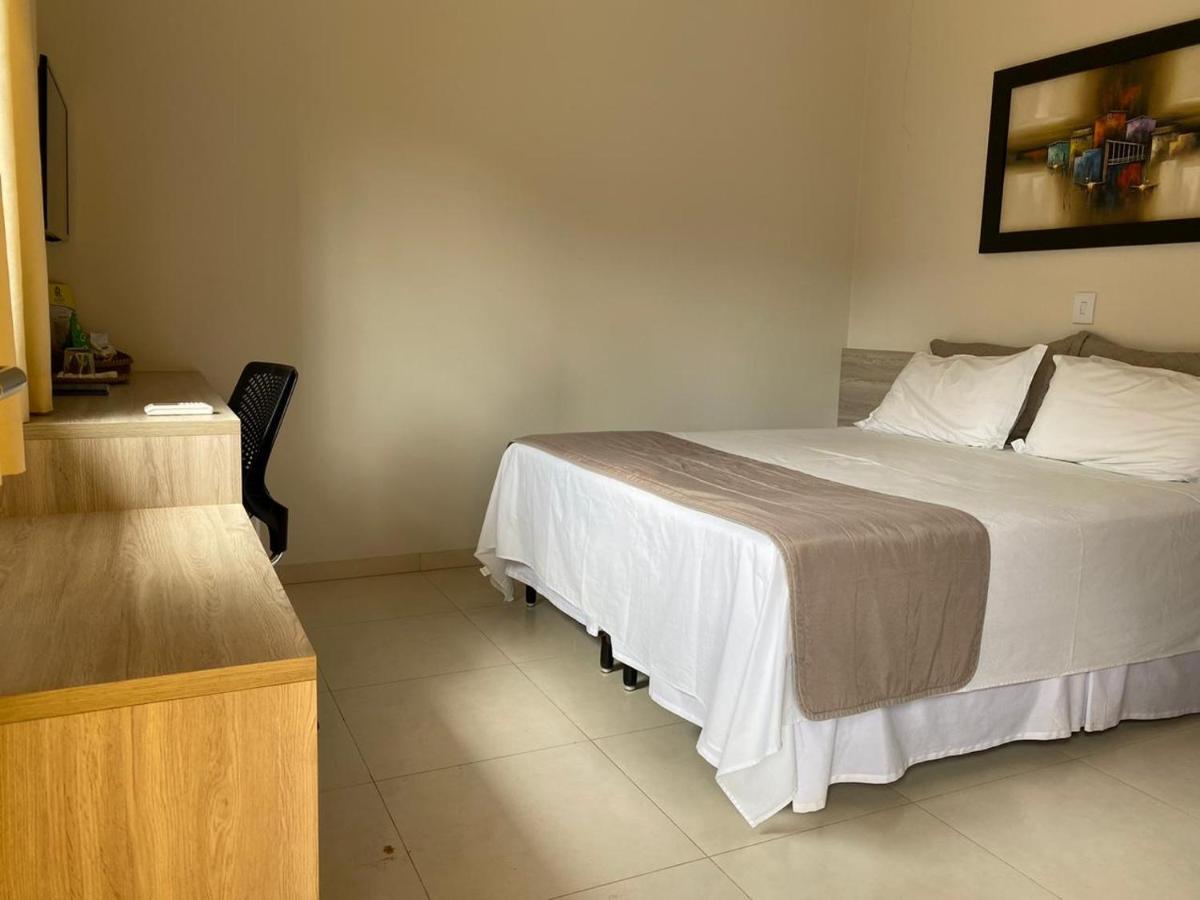 Rossi Hotel Comodoro 外观 照片